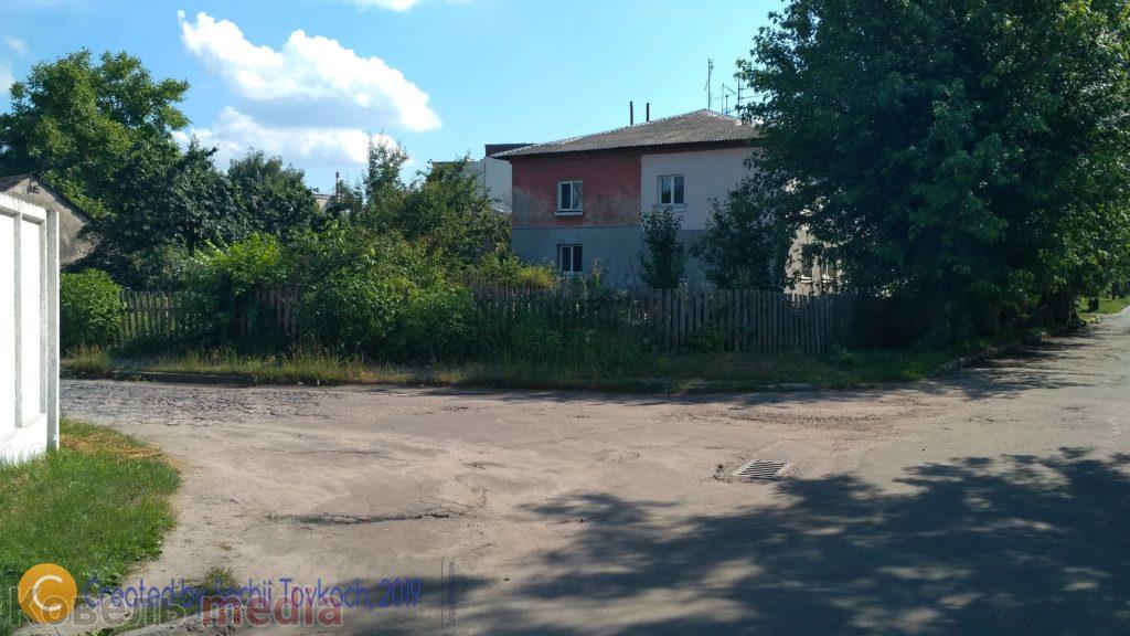 Фото: ріг вулиць Вербицького і Академіка Люльки