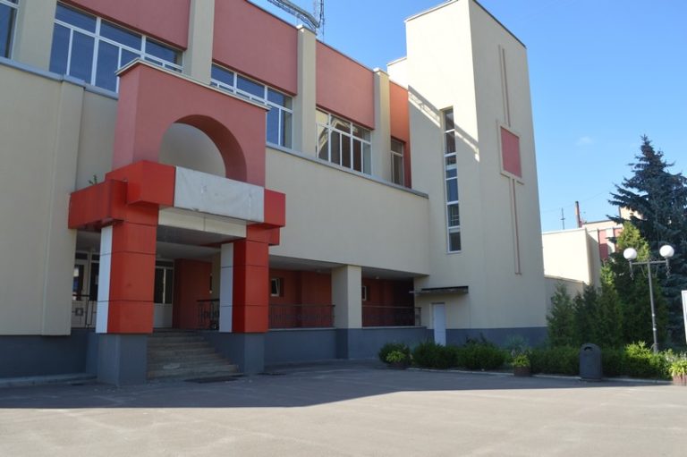 dush kovel 768x511